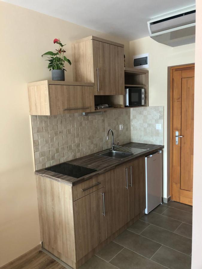Castellum Apartmanhaz Gyula Extérieur photo