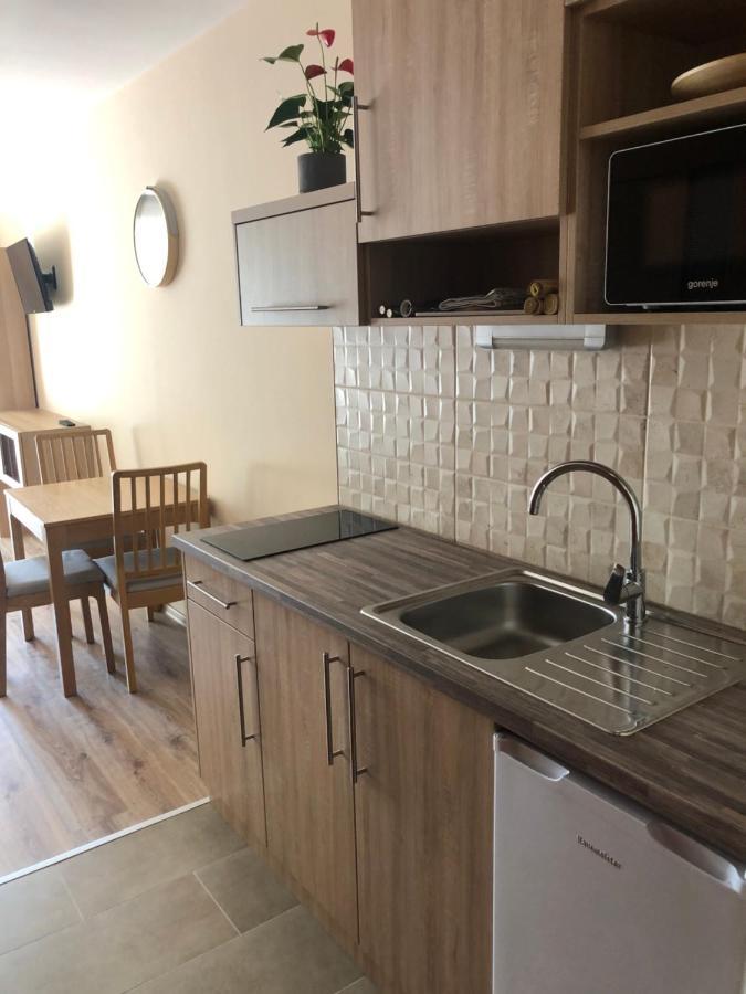 Castellum Apartmanhaz Gyula Extérieur photo